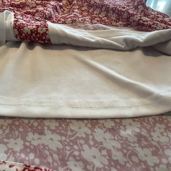 Red floral print tank top blouse - Picture 3 of 4